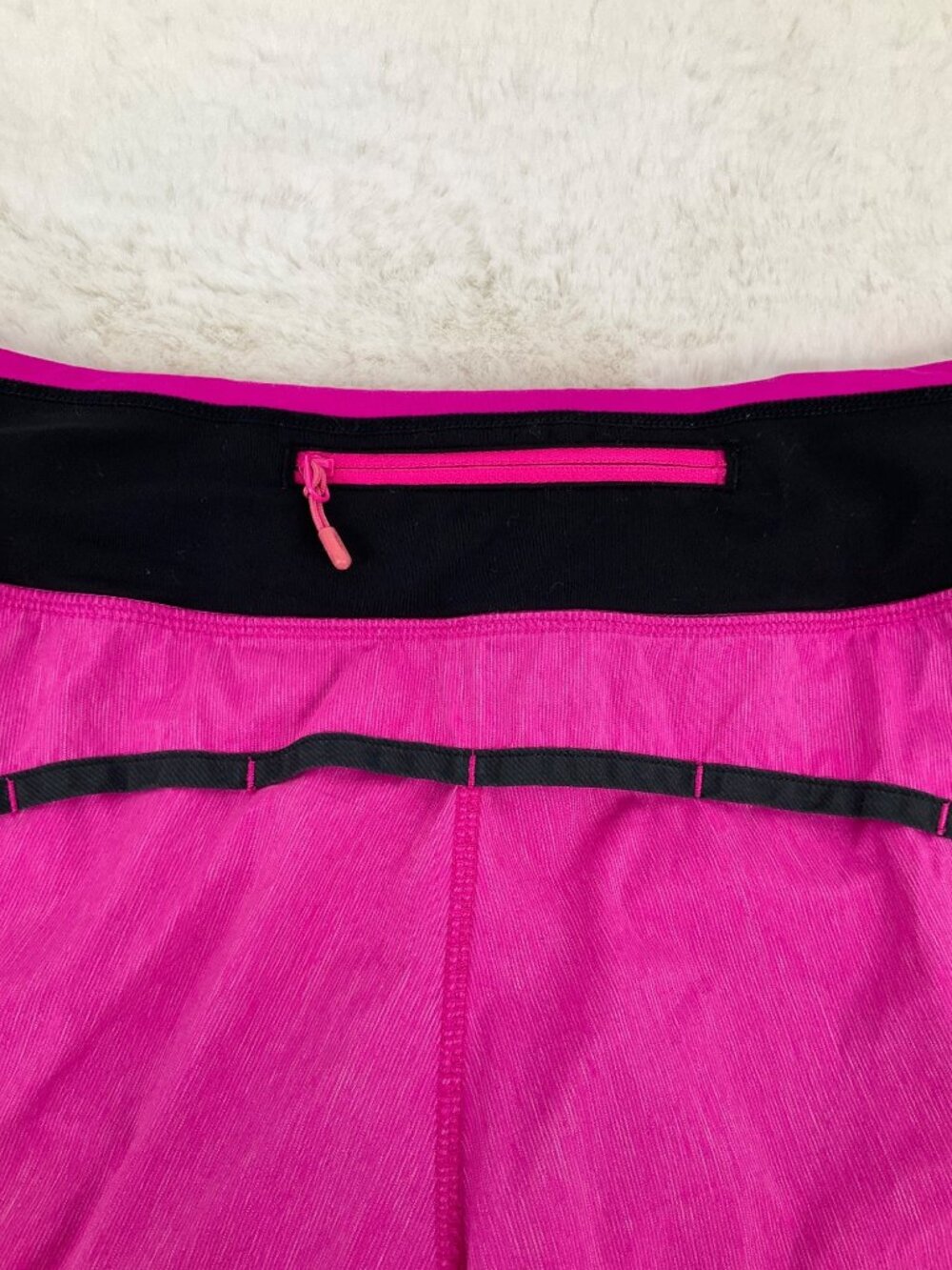 Lululemon Run Speed Shorts size 6 Raspberry Glo Light Athletic - Picture 7 of 8